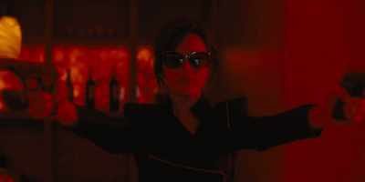 (TV playing indistinctly) - Jett