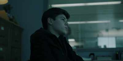[TV playing indistinctly] - Titans
