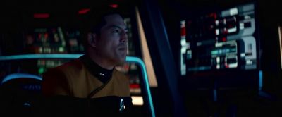 - T'VEEN: We're experiencing...
- Nacelle is losing drag... - Star Trek: Picard