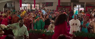 - ♪ 'Twas a holy! 'Twas a holy night ♪
- ♪ Holy! ♪ - Christmas in Lagos