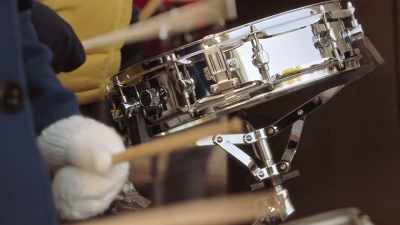 ♪ Twelve drummers drumming ♪ - Always and Forever Christmas