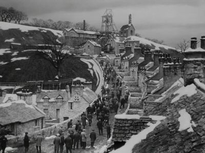 Twenty two weeks the men were out as the strike moved into winter - How Green Was My Valley