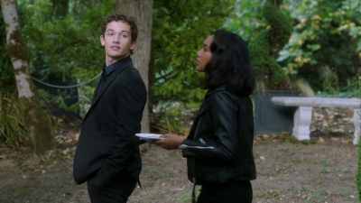 [twig creaks] - Pretty Little Liars: The Perfectionists