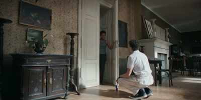 Twist your end to the left. - House of Spoils
