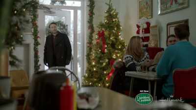 Two burgers, - Noel Next Door