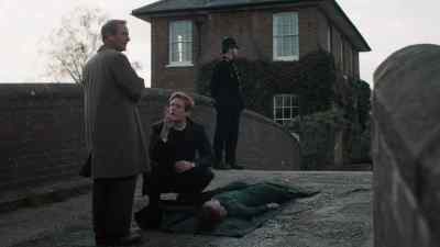 Two crimes,
one night. - Grantchester