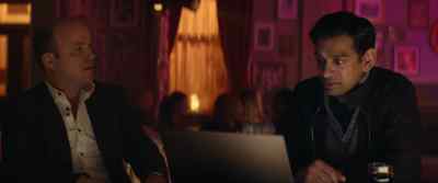 - Two million? Are you kidding me?
- Yeah. [chuckles] - Bank of Dave 2: The Loan Ranger