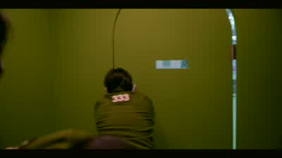 ...two, one. - - Unnie. Young-mi! - Squid Game