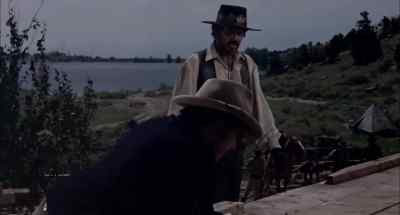 - Two rafts, huh?
- Yes. - Barquero
