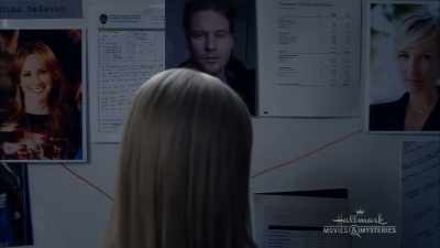 Two suspects who are connected
to both Gina and Courtney. - Chronicle Mysteries: Recovered