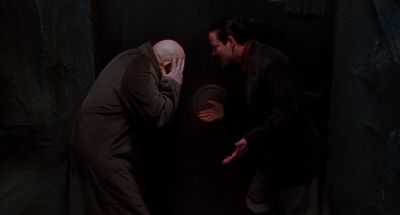 Two ten 11 Eyes fingers toes - The Addams Family
