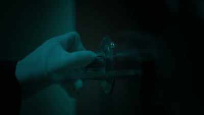 ..two to the right again
and one to the left. - Inside the Heist