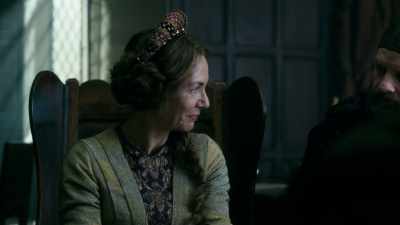 Two thousand men
are waiting on the tides - The White Princess