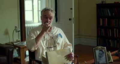 Two, two different toothpastes! - Three Christs