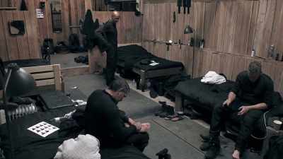 Two's looking for the best excuse,
get him to find it he'll be gone. - Celebrity SAS: Who Dares Wins