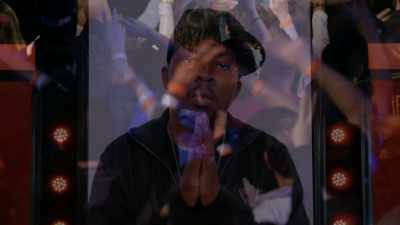 Twos up! Twos up!
Hands up, hands up! Twos up! - Dave Chappelle: The Age of Spin