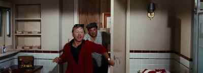 Tyler! Tyler's probably
still in the shower. - It's a Mad Mad Mad Mad World