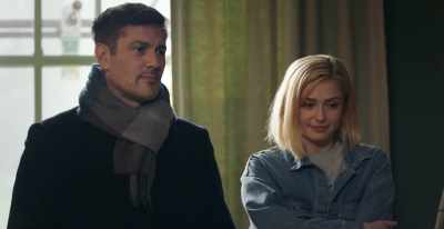 Tyler, you've shot up. - Surviving Christmas with the Relatives