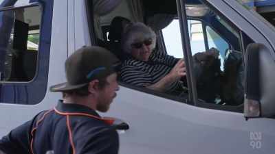 Tyre pressures? Not a problem.
(DOG BARKS) - Miriam Margolyes: Australia Unmasked