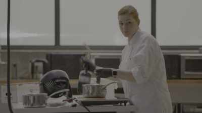 [Tyricia] Oh! I thought it was deflating.
I couldn't see, Chef. [chuckles] - School of Chocolate