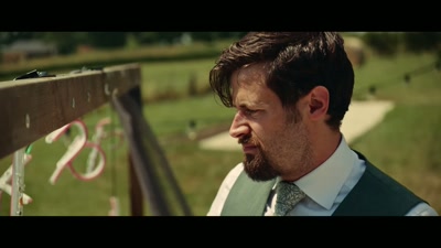 Už chvíli hledám, - The Awkward Weekend