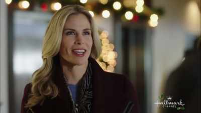 - "U-G."- Unaccompanied Grown-up. - Christmas Connection