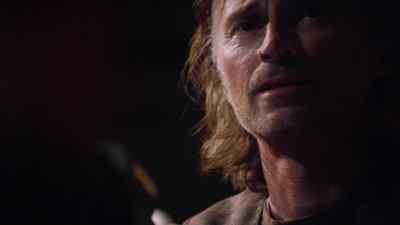 U h , thrusters off. - Stargate Universe