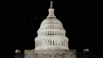UFO's flew over and around
the White House and Capitol. - Alien Chronicles: Top UFO Encounters