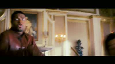 Ugh! Geneviève, get their guns. - Rush Hour 3