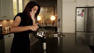 Ugh! Screw you! Is everything all right? Uh, yeah. Can I help? I'm handling it. - Pretty Little Liars