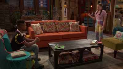 Uh, a satisfied customer - Raven's Home