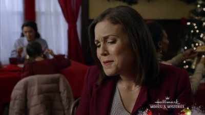 Uh, all I'm saying is
that if you want help... - Engaging Father Christmas