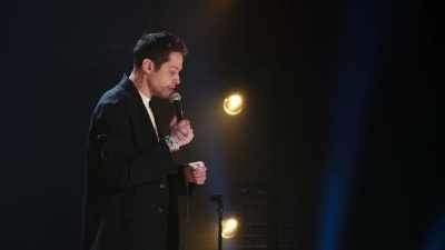 -Uh, and, the-- - Pete Davidson: Alive from New York