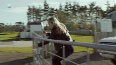 Uh... you are aware
that she's in an airplane. - The Brokenwood Mysteries