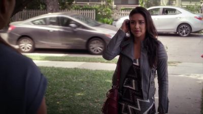 Uh, are you leaving? - Pretty Little Liars