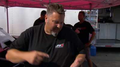 Uh, my buddy came from Ohio
two-and-a-half hours away to help us out. - Street Outlaws No Prep Kings Team Attack