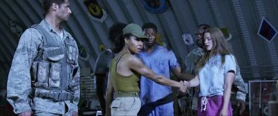 Uh, by the way, this is Gwen. - War of the Worlds: Annihilation