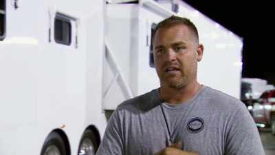 Uh, his car's fast, he
is not one to take lightly. - Street Outlaws No Prep Kings Team Attack