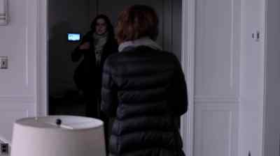Uh, Claire. Hi. I'm Max.
I'm Ryan's niece. - The Following