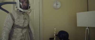 Uh, clock is set
at three o'clock. - Doors