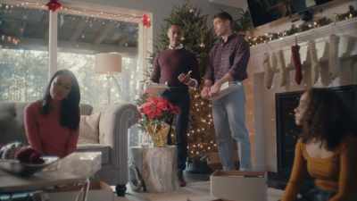 - Uh, come on, guys, let's-- - A Jenkins Family Christmas