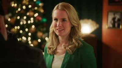 Uh, could you give us
just a quick second? - A Carol for Two