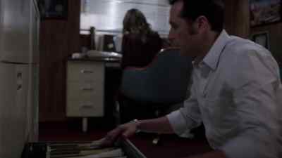 UH, DID BARB GIVE YOU
THE OCTOBER RECEIPTS? - The Americans