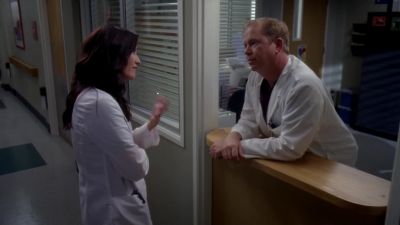 - Uh, did you still want the muffin?
- Yes. - Grey's Anatomy