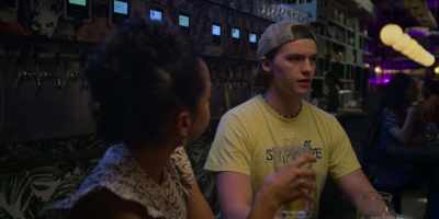 Uh, guys?
I don't think he's out with Claire. - Players