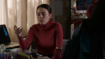 Uh, he's...super smart - Pretty Little Liars: The Perfectionists