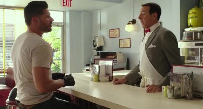 Uh hi What can I get you - Pee wee's Big Holiday