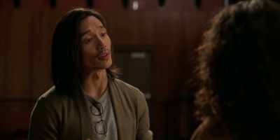 - Uh-huh.
- I was doing experimental theater before, back in New York and… - I Want You Back