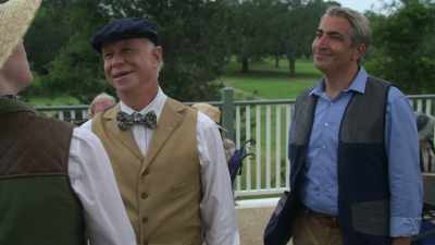 -Uh-huh.
-[laughter] - Leverage: Redemption