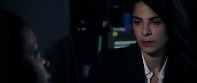 -Uh-huh.
-She worked with him - The Ring Thing